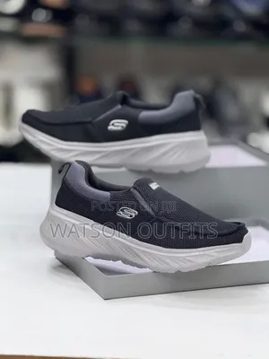 Sketchers Sneakers or Raba Za Sketchers Very Royal