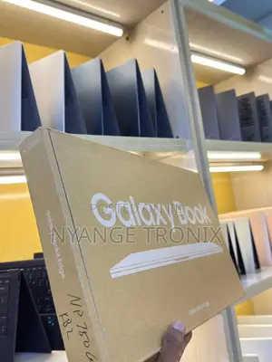 New Samsung Galaxy Book4 16GB Qualcomm Snapdragon X Plus SSD 512GB