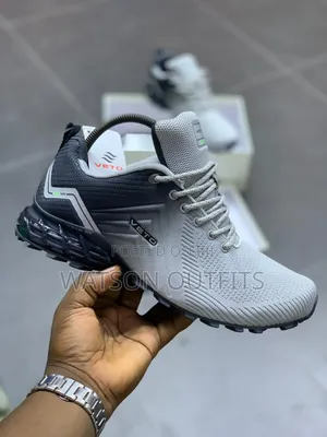 Viatu or Sneakers Royal Na Smart Za Leather Materials