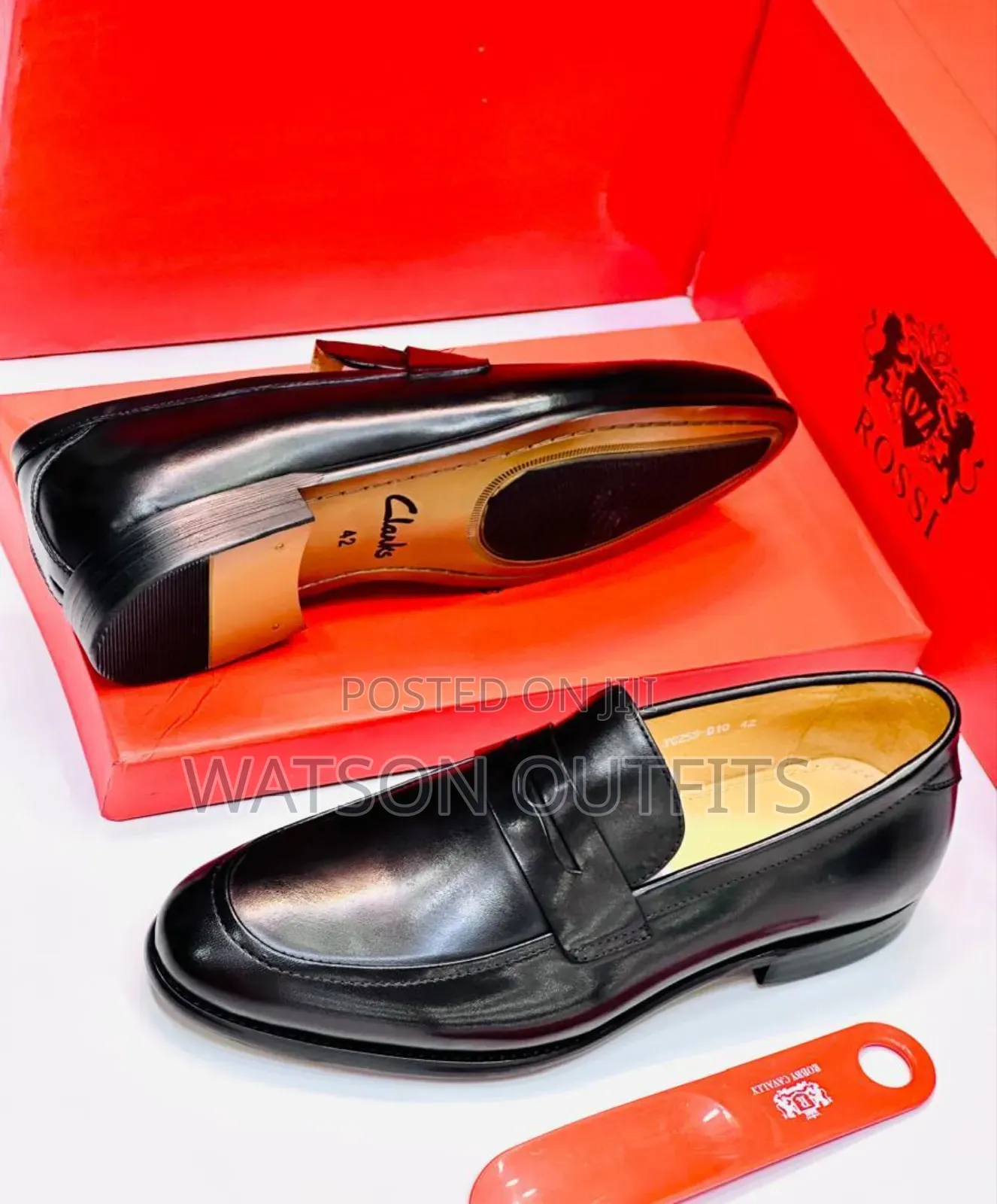 Men's Leather Shoes or Viatu Vya Leather Materials Totally Royal