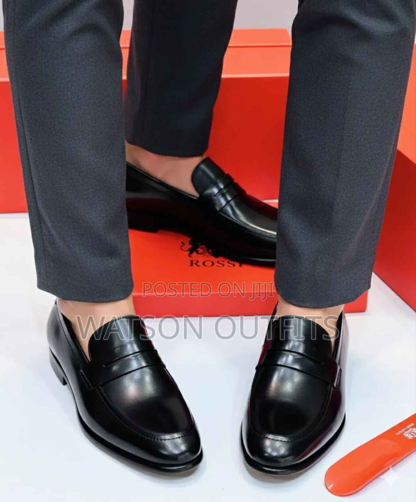 Men's Leather Shoes or Viatu Vya Leather Materials Totally Royal