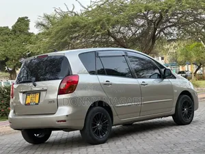 Toyota Corolla Spacio 1.5 V 2003 Gold