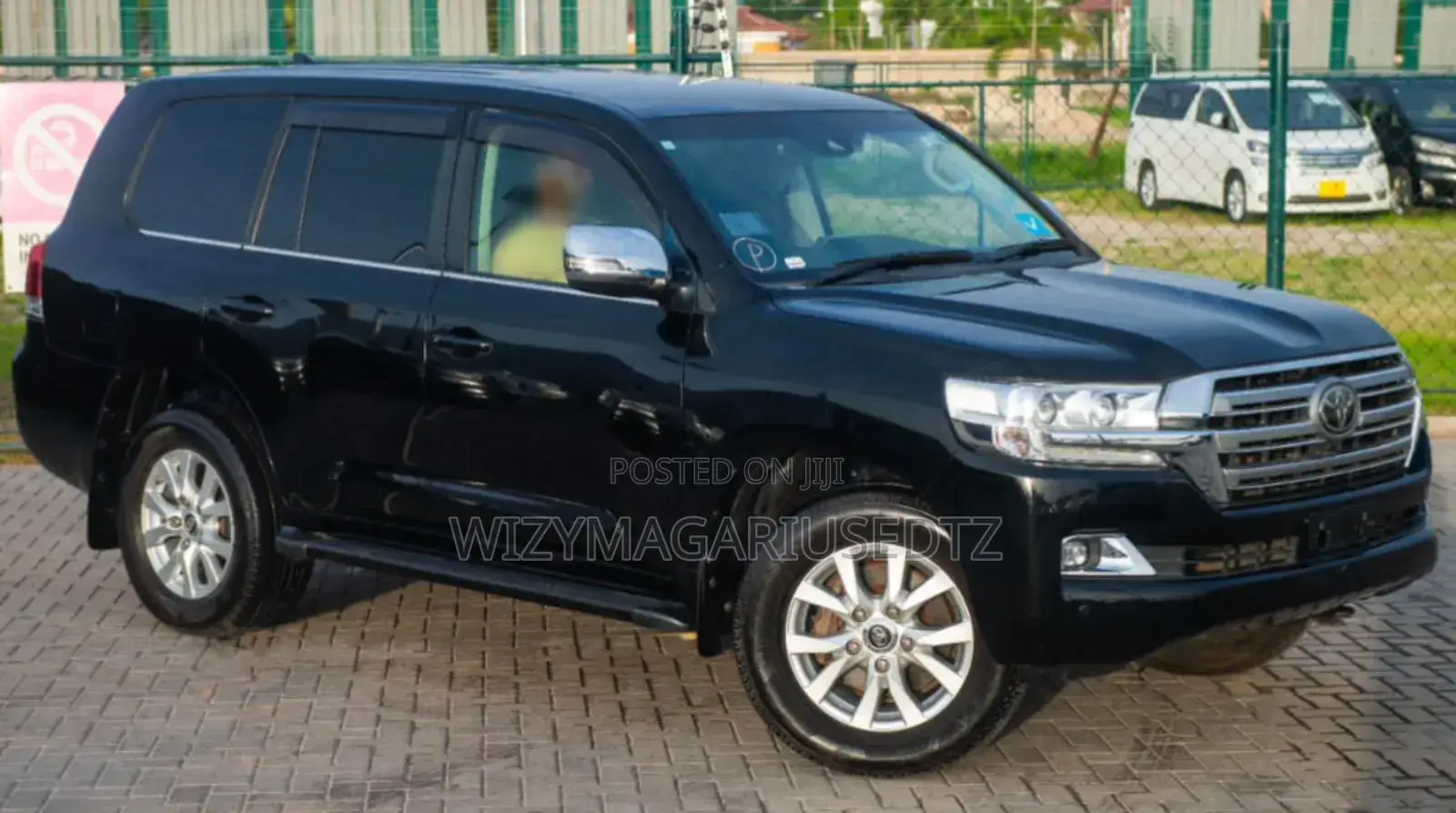 Toyota Land Cruiser 2016 Burgundy