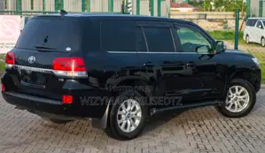 Toyota Land Cruiser 2016 Burgundy