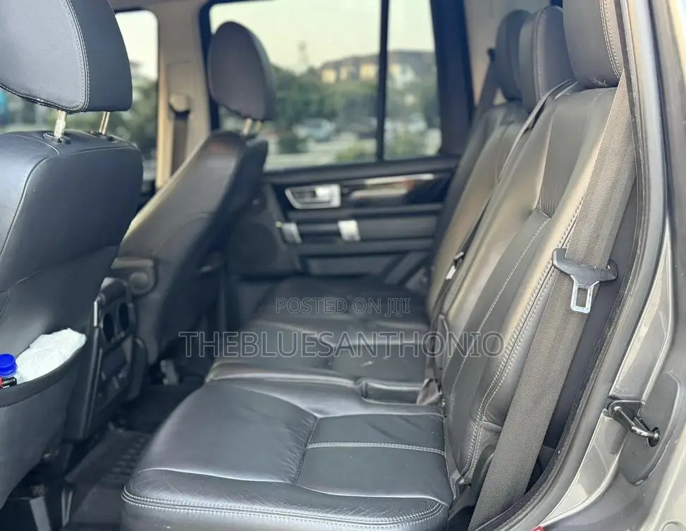 Land Rover Discovery 2014 Gray