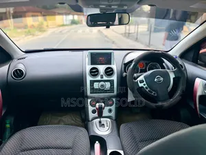 Nissan Dualis 2009 Red