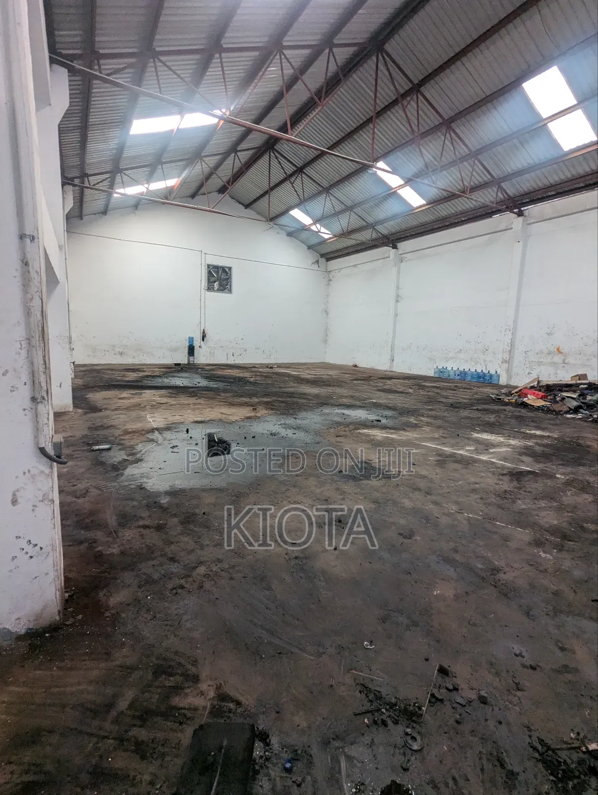 Warehouse/Godown Airport