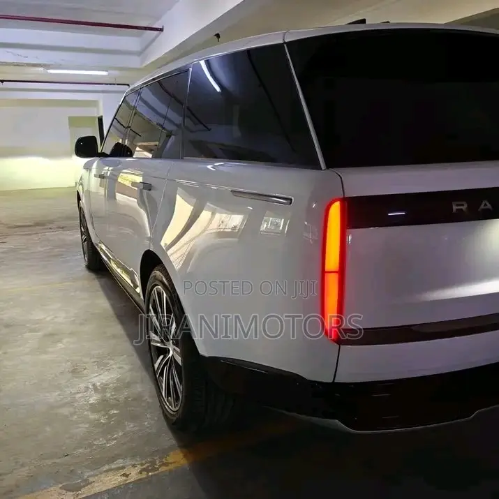 Land Rover Range Rover Vogue 2024 White
