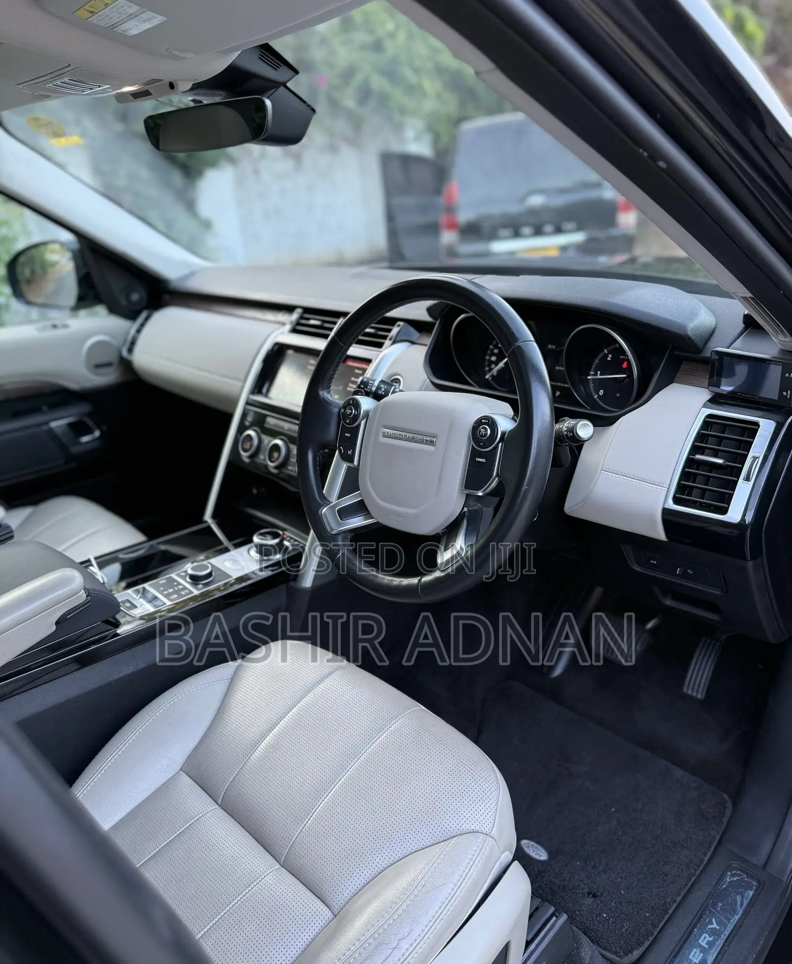 Land Rover Discovery 2018 Black