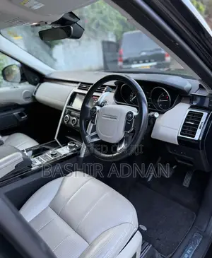 Land Rover Discovery 2018 Black