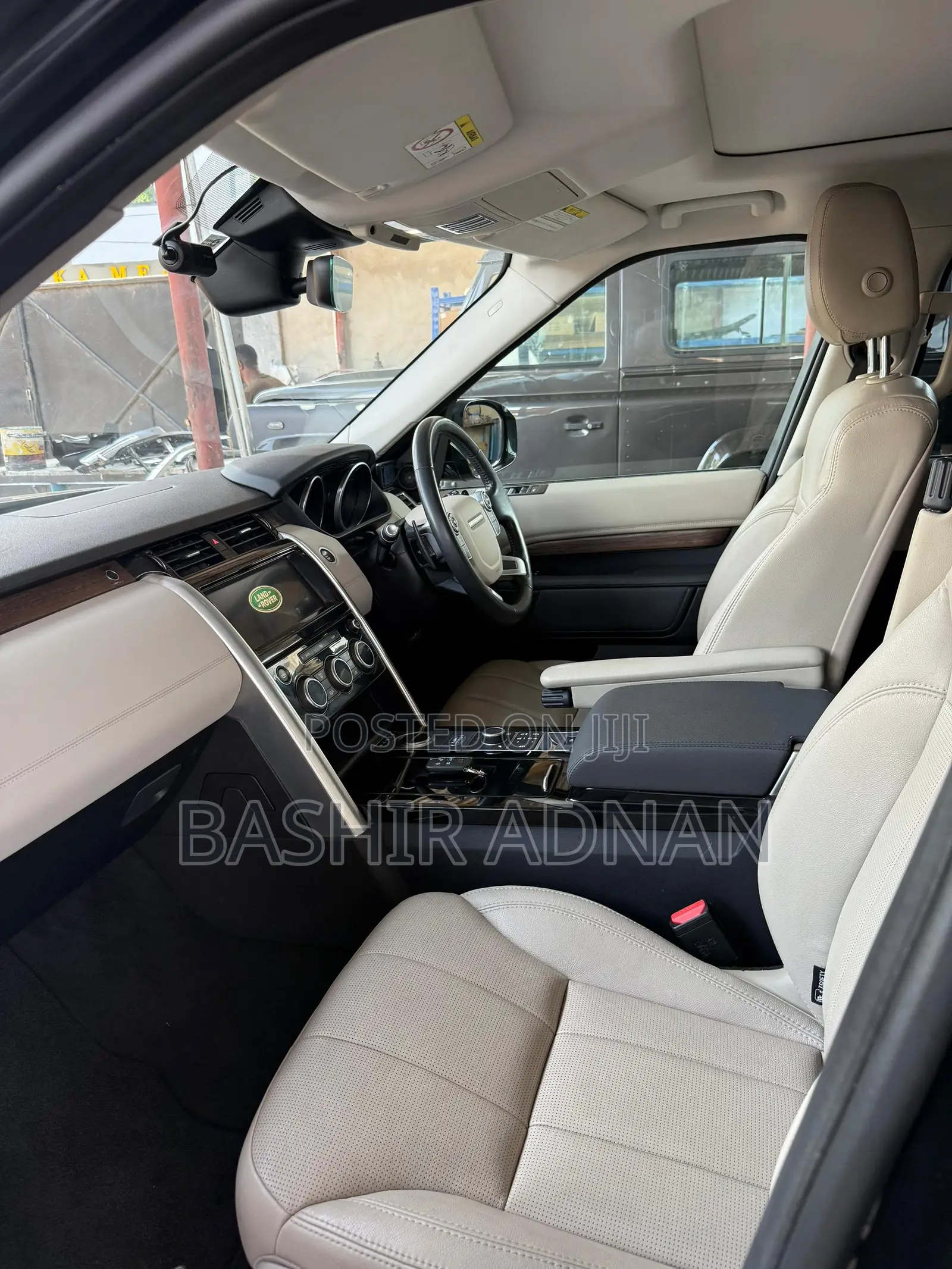Land Rover Discovery 2018 Black
