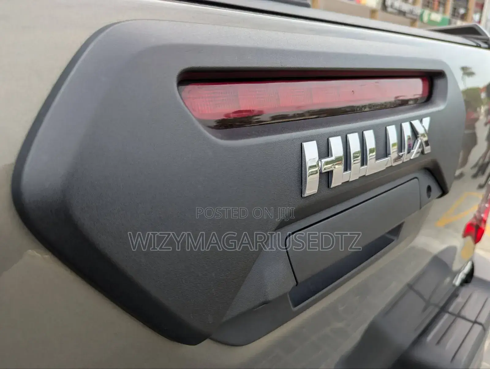 New Toyota Hilux 2024 Gray