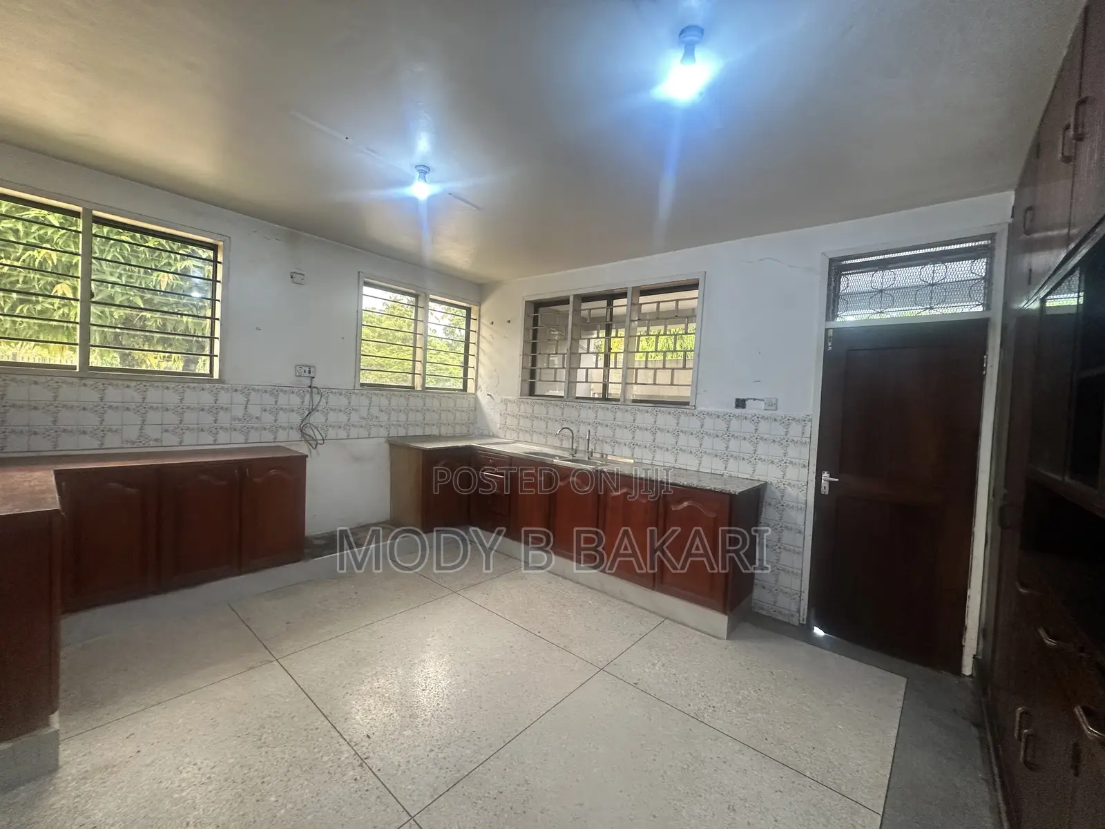 4bdrm House in Mikocheni for rent