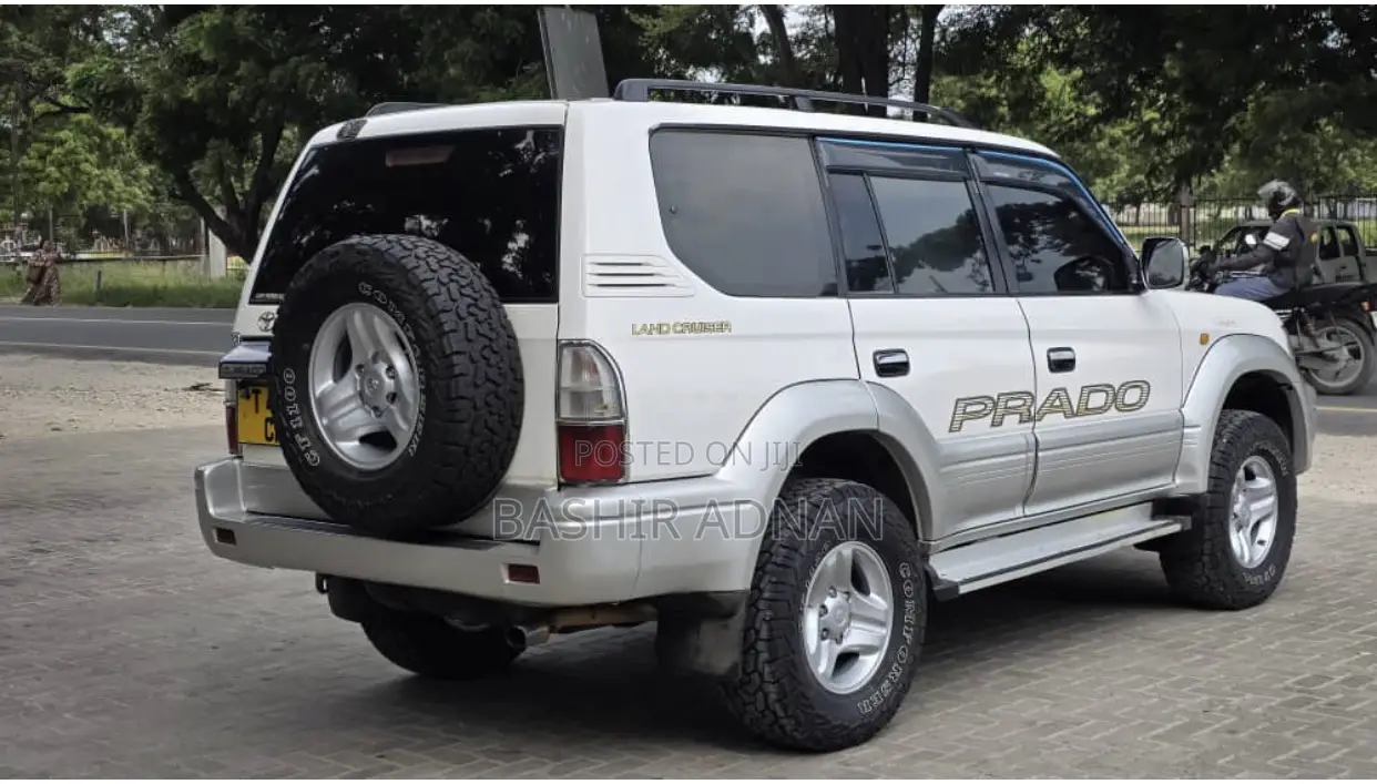 Toyota Land Cruiser Prado 2.7 16V 5dr 2000 Pearl