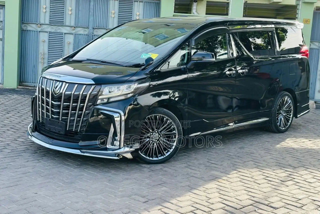 Toyota Alphard 2.5 Petrol FWD 2016 Black