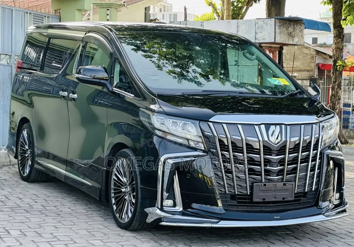 Toyota Alphard 2.5 Petrol FWD 2016 Black