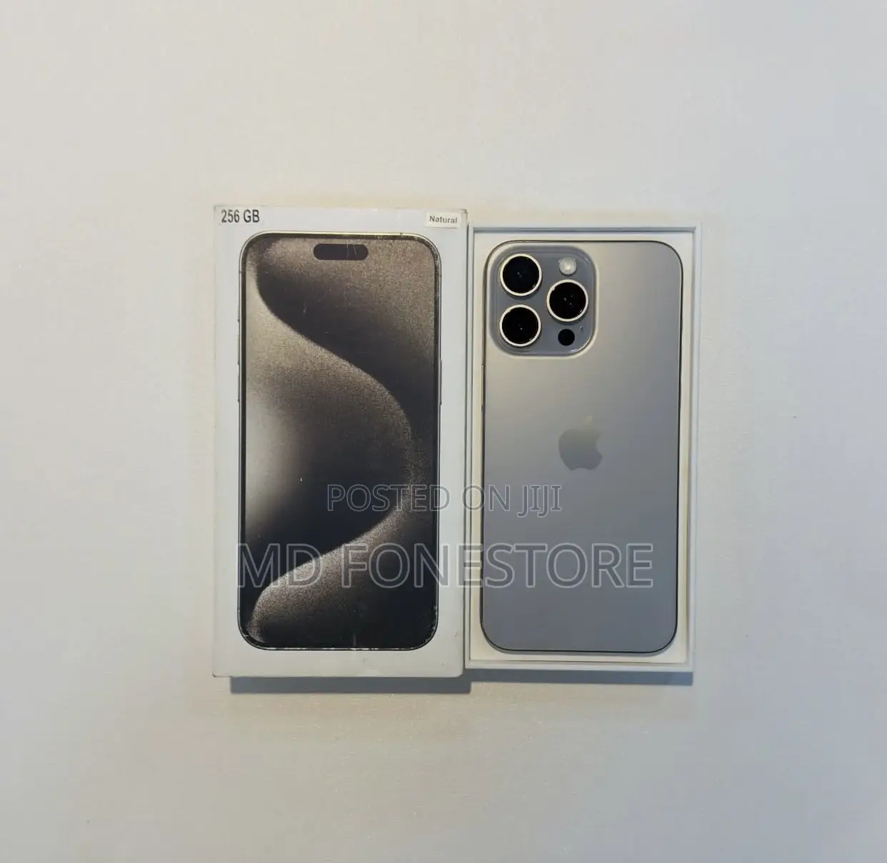 New Apple iPhone 15 Pro Max 256 GB Silver