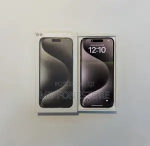 New Apple iPhone 15 Pro Max 256 GB Silver