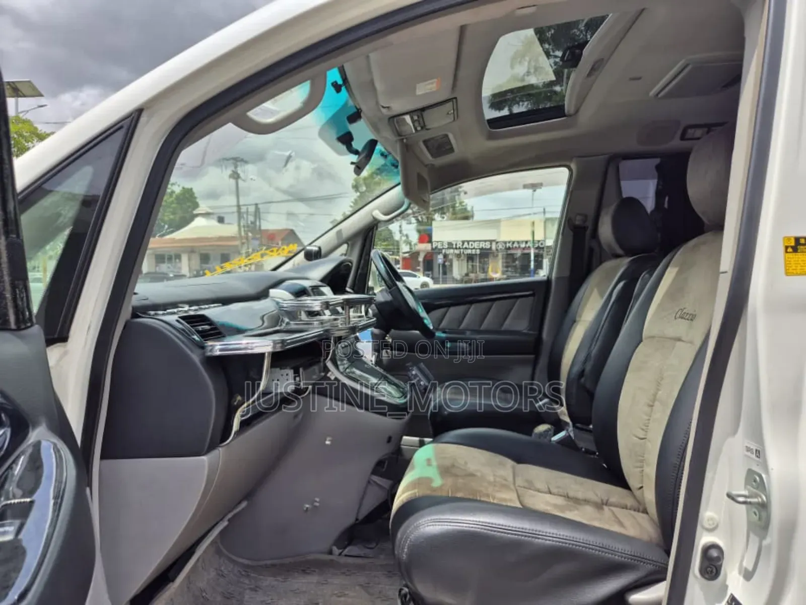 Toyota Alphard 2005 White