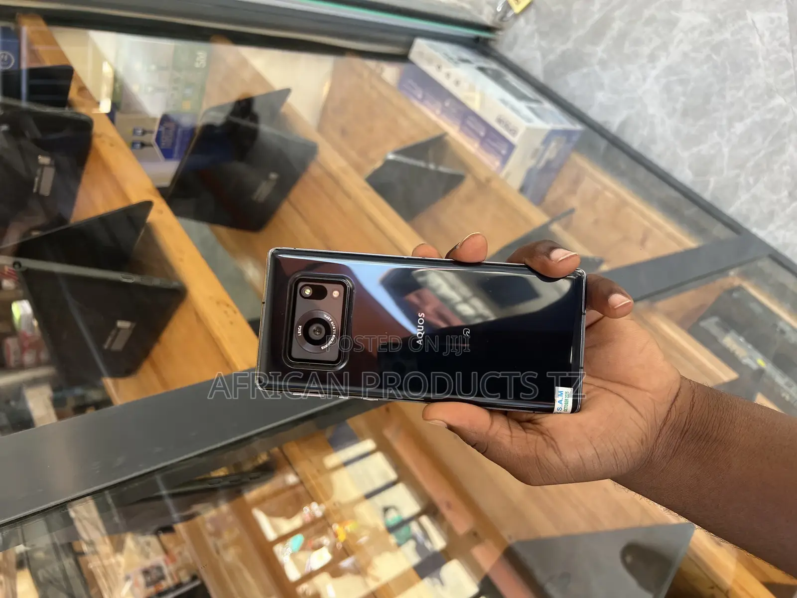 Sharp Aquos R6 128 GB Black