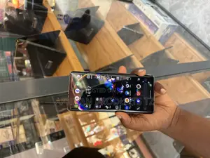 Sharp Aquos R6 128 GB Black
