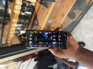 Sharp Aquos R6 128 GB Black