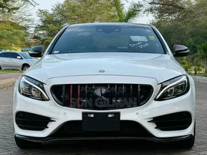 Mercedes-Benz C-Class 2014 White