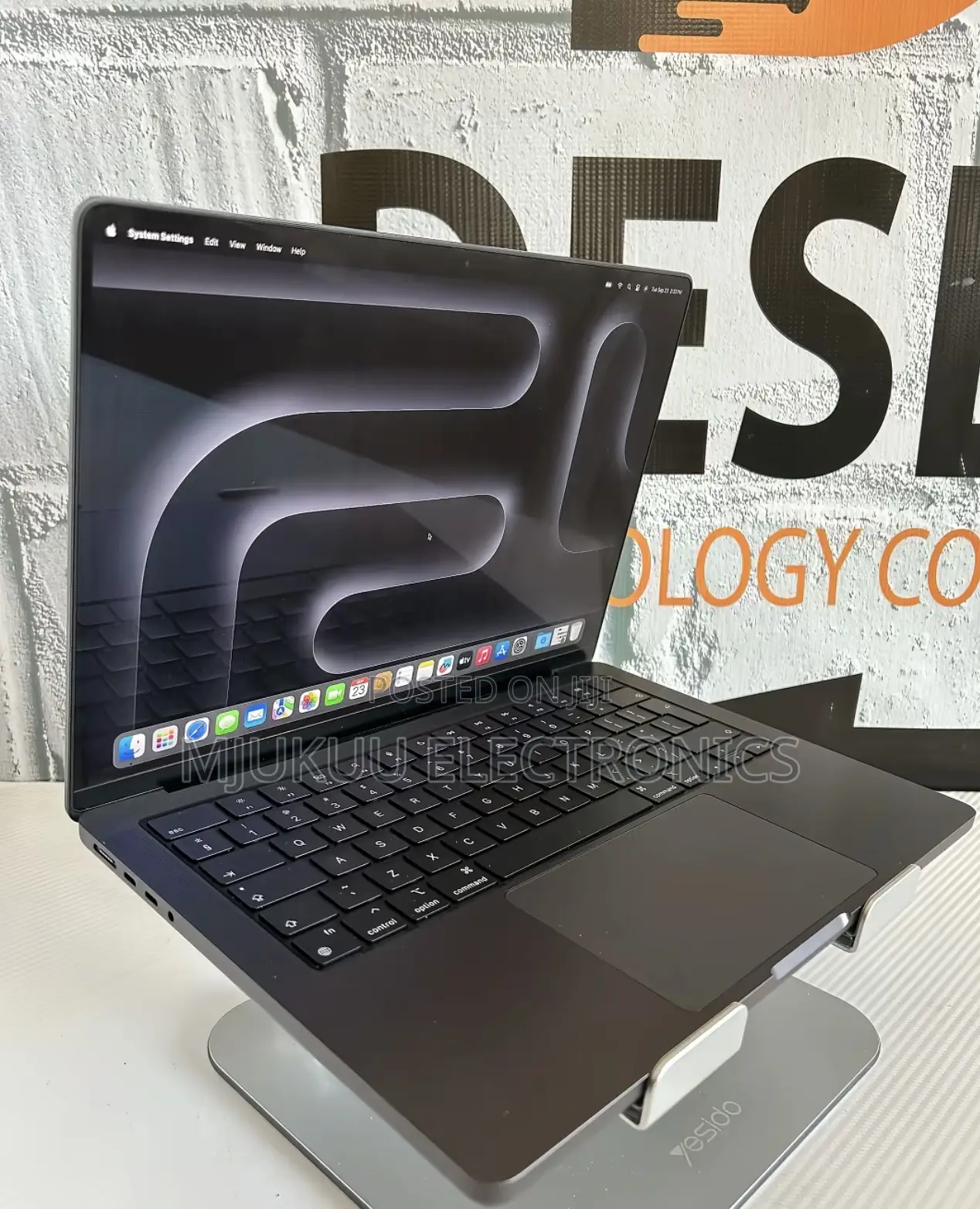 New Laptop Apple MacBook Air 2025 M4 15-Inch 24GB Apple M4 SSD 512GB
