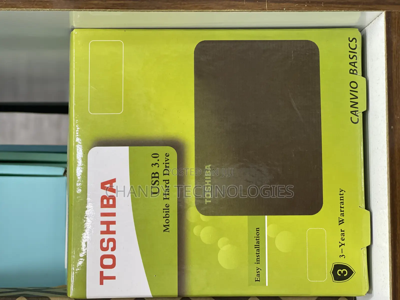 Toshiba Canvio Basics Usb 3.0 Mobile External Hard Drive.