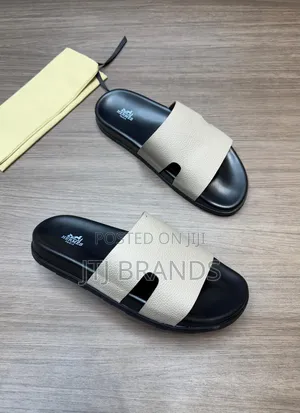 Za Uhakika New Sandals