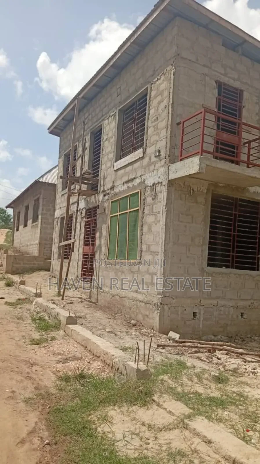 3bdrm House in Goba for sale