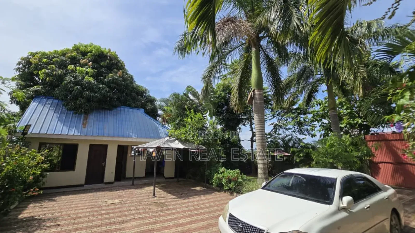 4bdrm House in Goba for sale