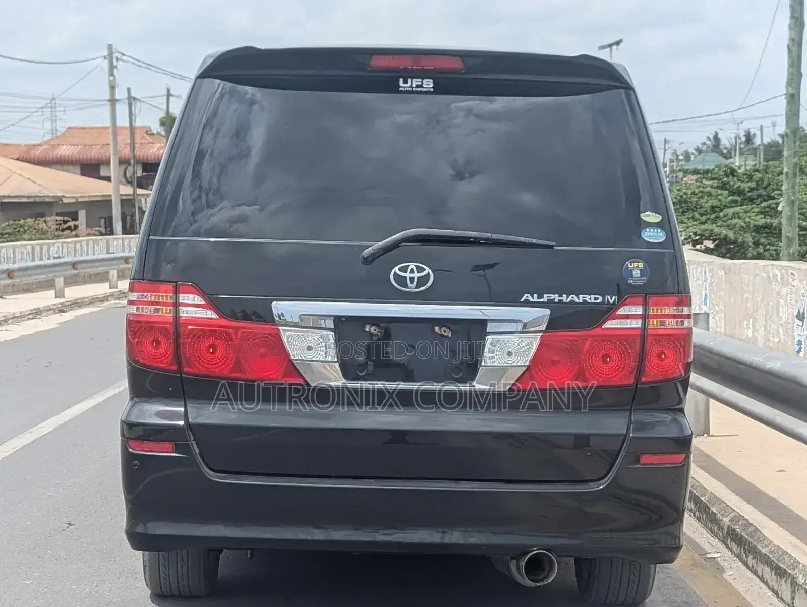 Toyota Alphard 2.4 Petrol AWD 2005 Black