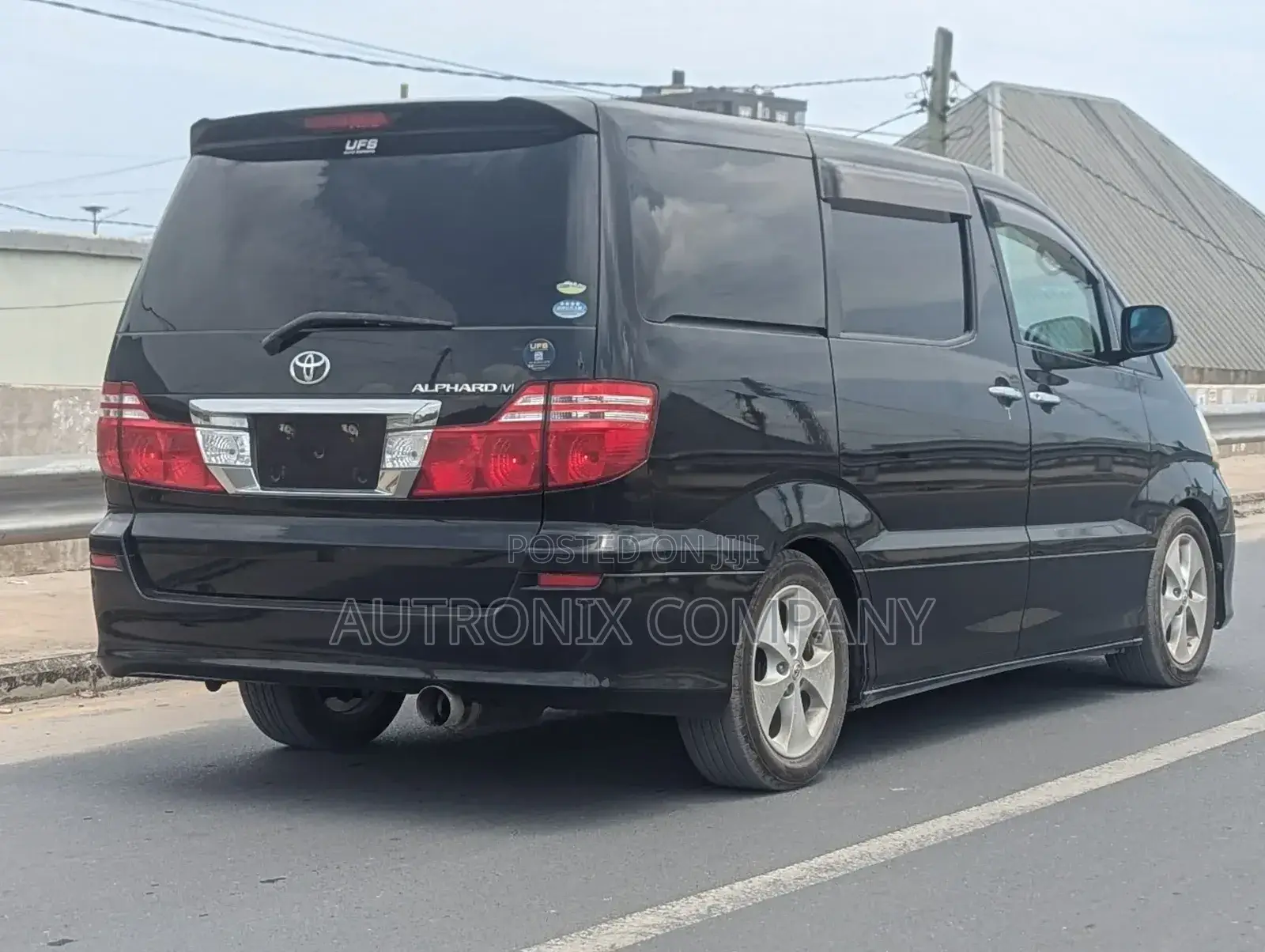 Toyota Alphard 2.4 Petrol AWD 2005 Black