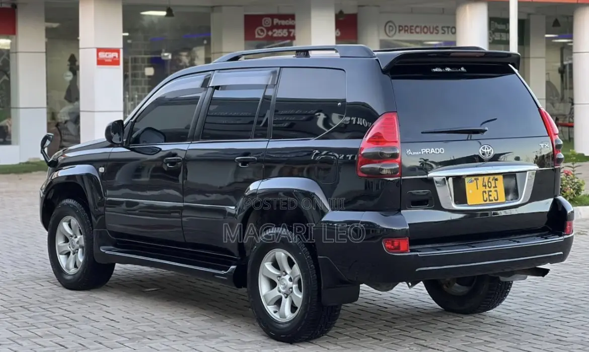 Toyota Land Cruiser Prado 2007 Black
