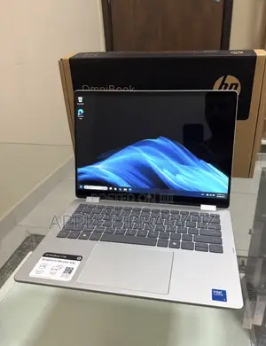 New Laptop HP OmniBook 5 Flip 8GB Intel Core i7 SSD 512GB