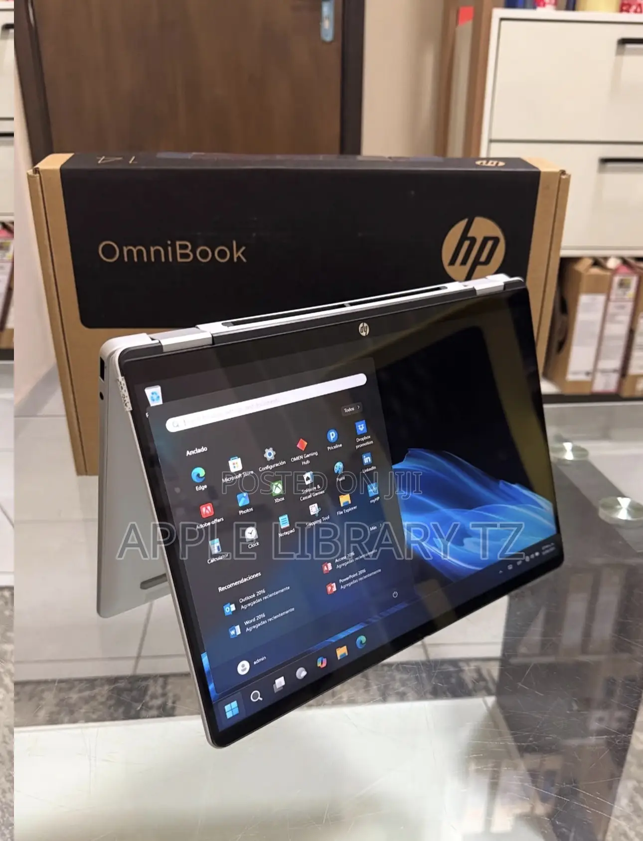 New Laptop HP OmniBook 5 Flip 8GB Intel Core i7 SSD 512GB