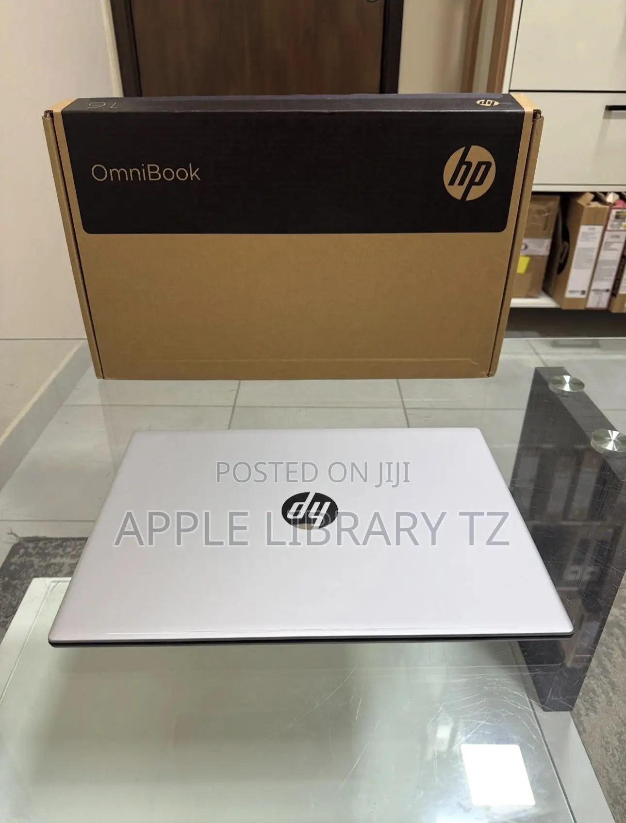 New Laptop HP OmniBook 5 Flip 8GB Intel Core i7 SSD 512GB