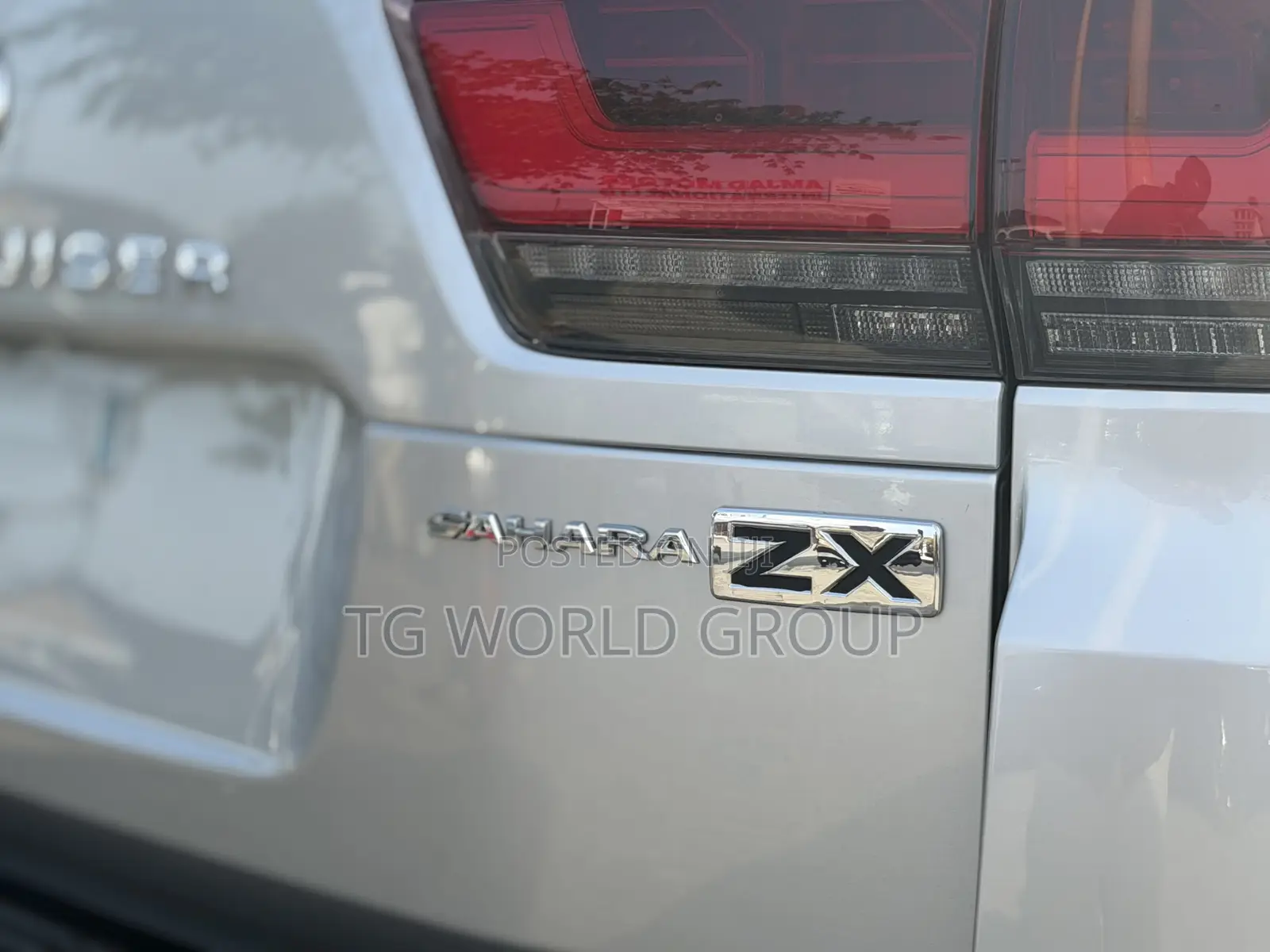 Toyota Land Cruiser LC300 2024 Silver