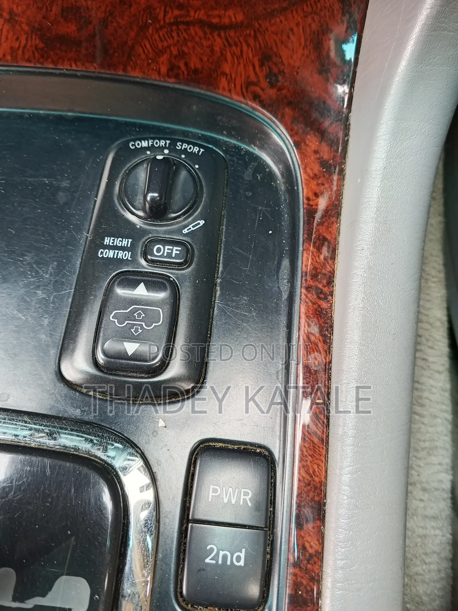 Toyota Land Cruiser 1999 Gray