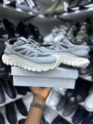 Viatu or Men's Leather Sneakers With Imperial Level or Family