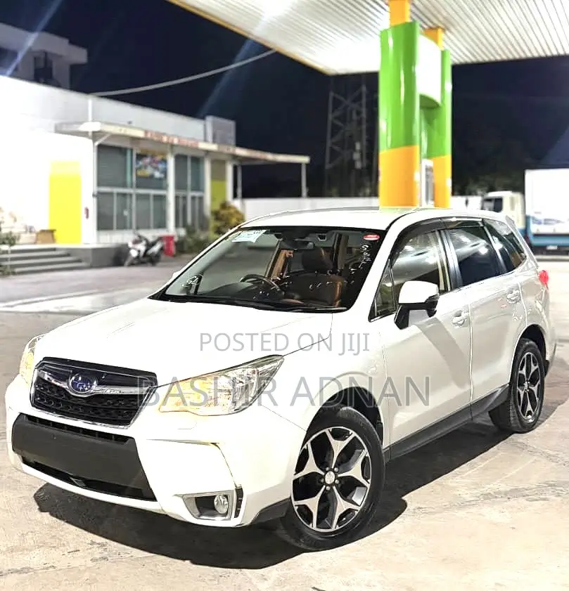 Subaru Forester 2.0XT Touring 4dr SUV AWD (2.0L 4cyl Turbo CVT) 2015