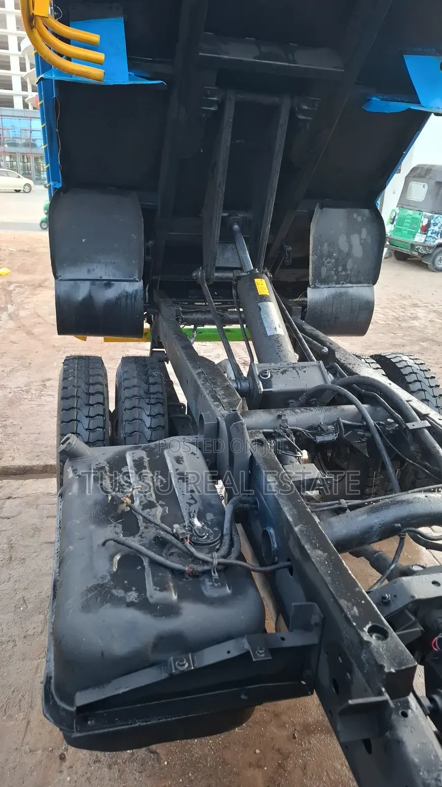 Tipper Canter 4d33