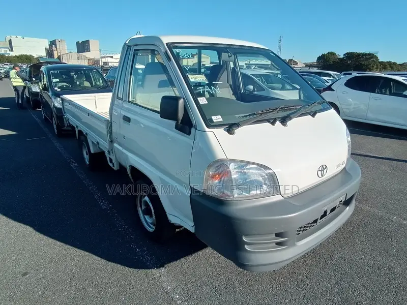 Toyota Lite-Ace 2003 White