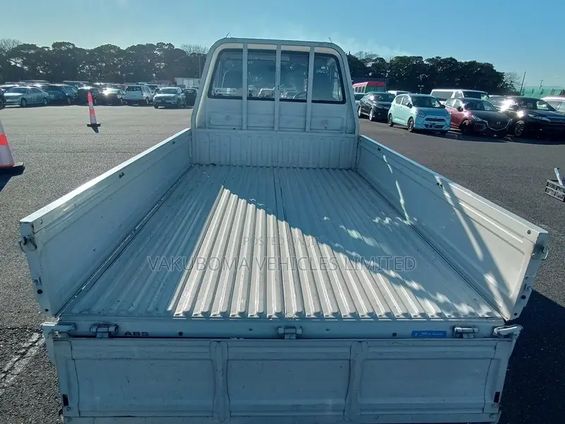 Toyota Lite-Ace 2003 White