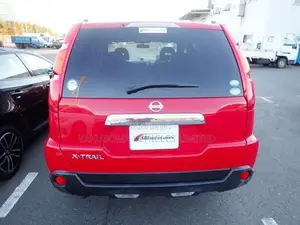 Nissan X-Trail 2007 Red