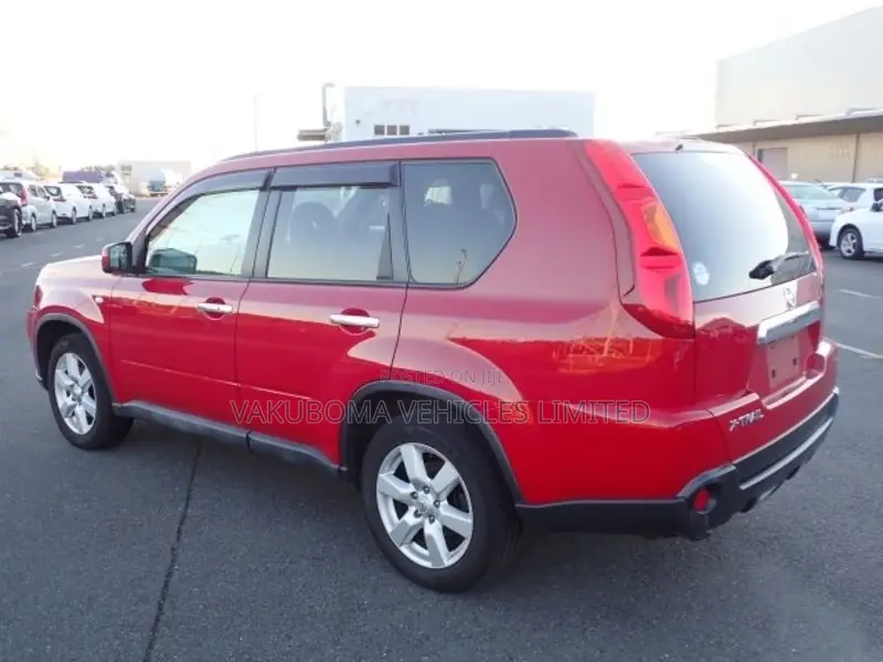 Nissan X-Trail 2007 Red