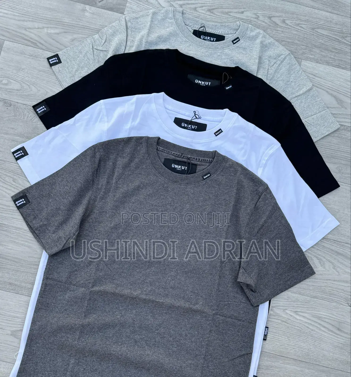 Vaa Ueleweke: T-Shirt Za Kipekee Kabisa
