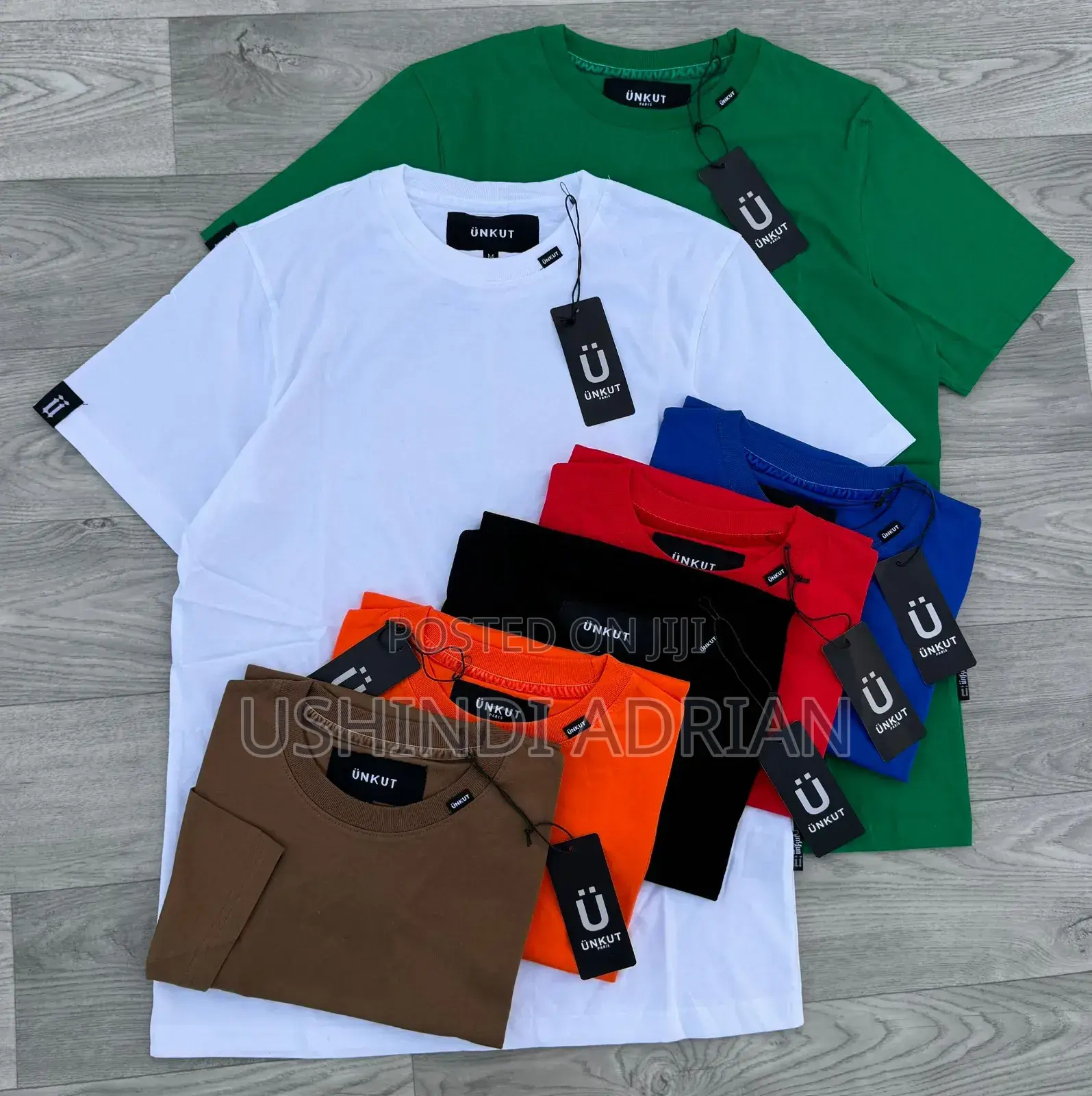 Vaa Ueleweke: T-Shirt Za Kipekee Kabisa