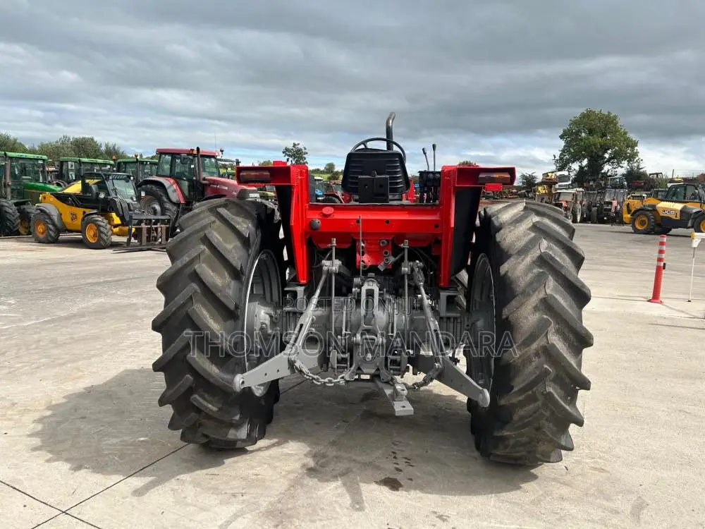 Yakuagiza Massey Ferguson 290 4wd 80hp